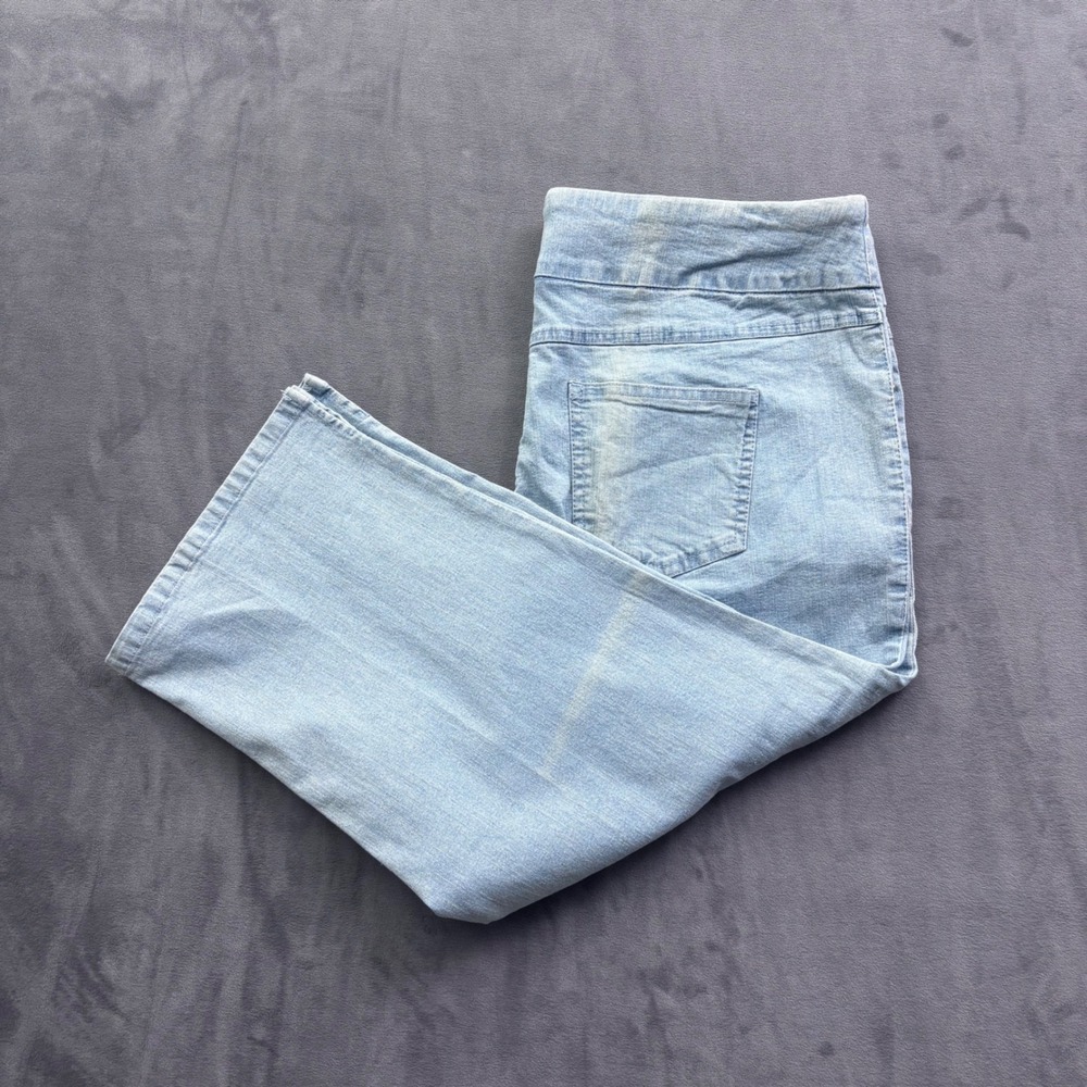 Ruby Rd Womens Light Wash Pinstripe Pull On Capri Jeans Size 16 92172